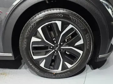 2022 Kia EV6 с пробегом 20 752 км