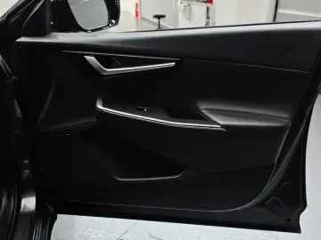 2022 Kia EV6 с пробегом 20 752 км