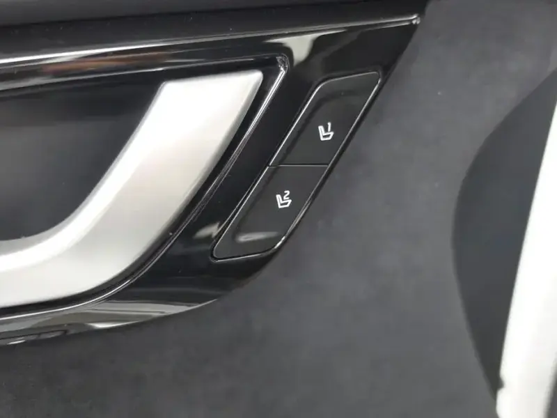 2023 Kia EV6 с пробегом 74 266 км