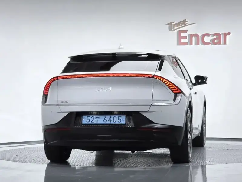 2022 Kia EV6 с пробегом 99 663 км