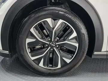 2022 Kia EV6 с пробегом 99 663 км