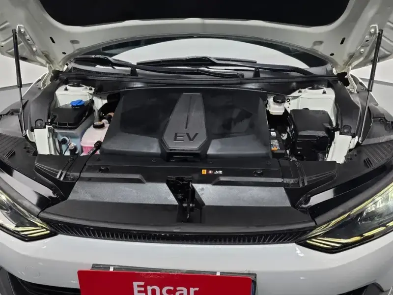 2022 Kia EV6 с пробегом 99 663 км