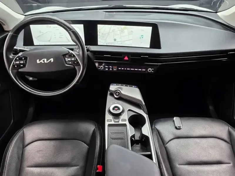 2022 Kia EV6 с пробегом 99 663 км