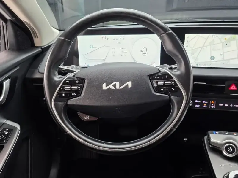 2022 Kia EV6 с пробегом 99 663 км