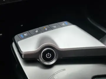 2022 Kia EV6 с пробегом 99 663 км