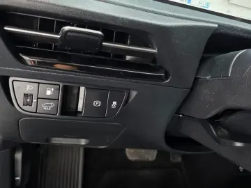2022 Kia EV6 с пробегом 99 663 км