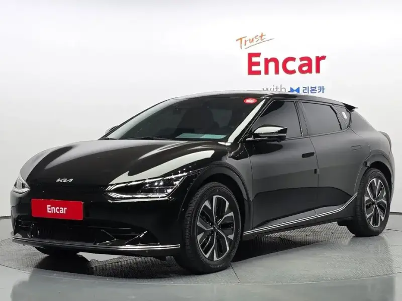 2023 Kia EV6 с пробегом 53 212 км