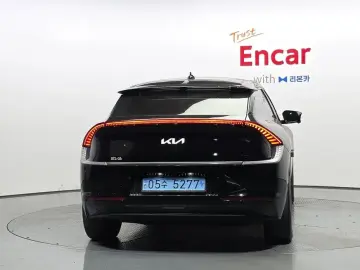 2023 Kia EV6 с пробегом 53 212 км