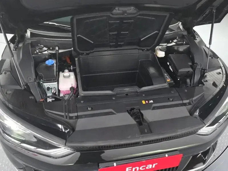 2023 Kia EV6 с пробегом 53 212 км