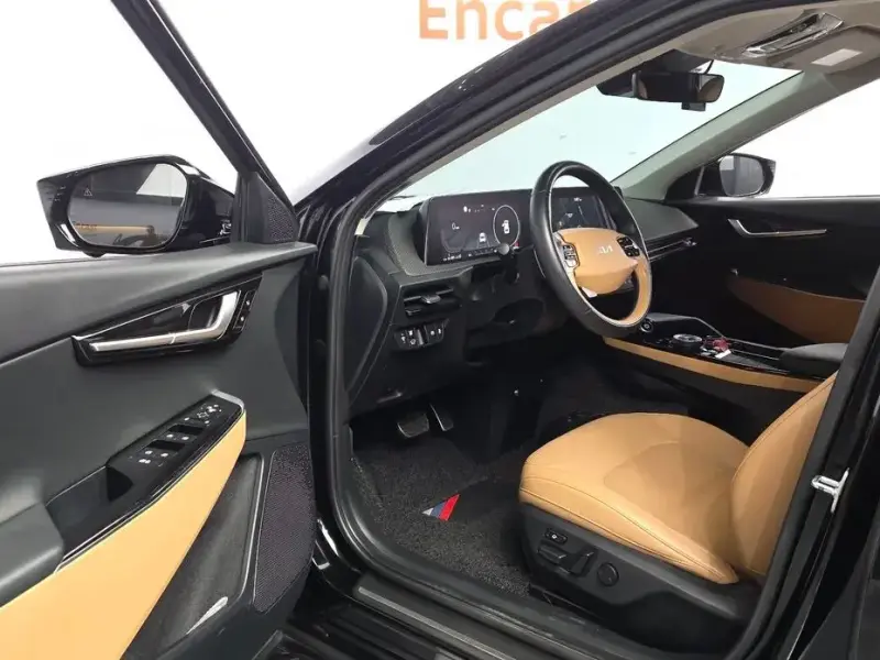2023 Kia EV6 с пробегом 53 212 км