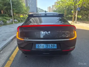 2022 Kia EV6 с пробегом 8 943 км
