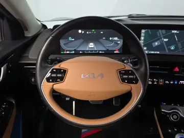 2023 Kia EV6 с пробегом 53 212 км