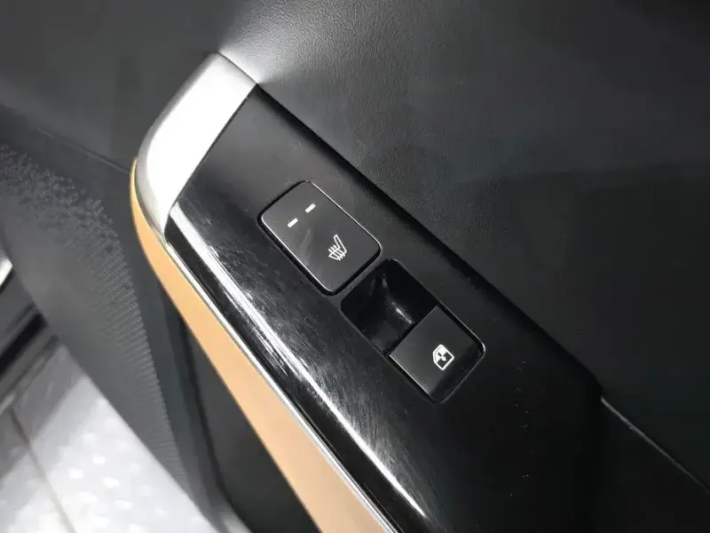 2023 Kia EV6 с пробегом 53 212 км