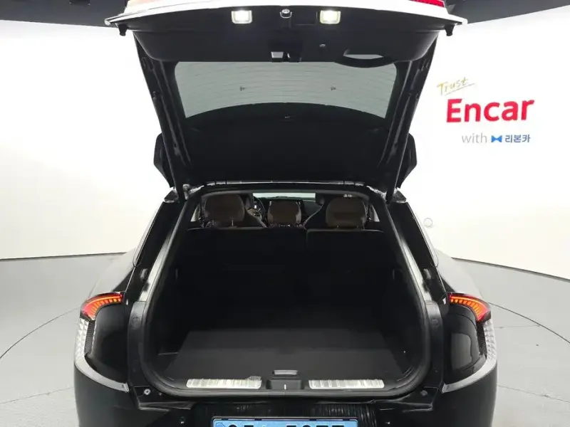 2023 Kia EV6 с пробегом 53 212 км