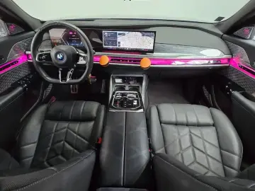 2024 BMW i7 с пробегом 49 835 км