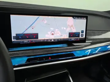 2023 BMW i7 с пробегом 20 555 км