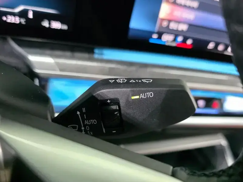 2023 BMW i7 с пробегом 20 555 км