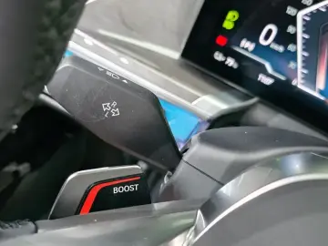 2023 BMW i7 с пробегом 20 555 км
