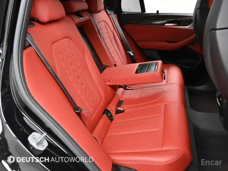 2024 BMW X3 M с пробегом 9 611 км