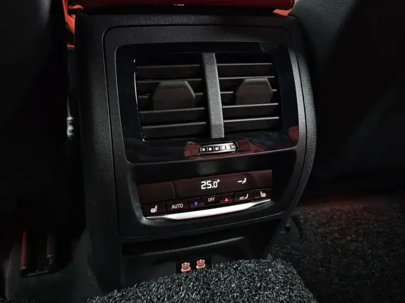 2023 BMW X5 M с пробегом 7 393 км