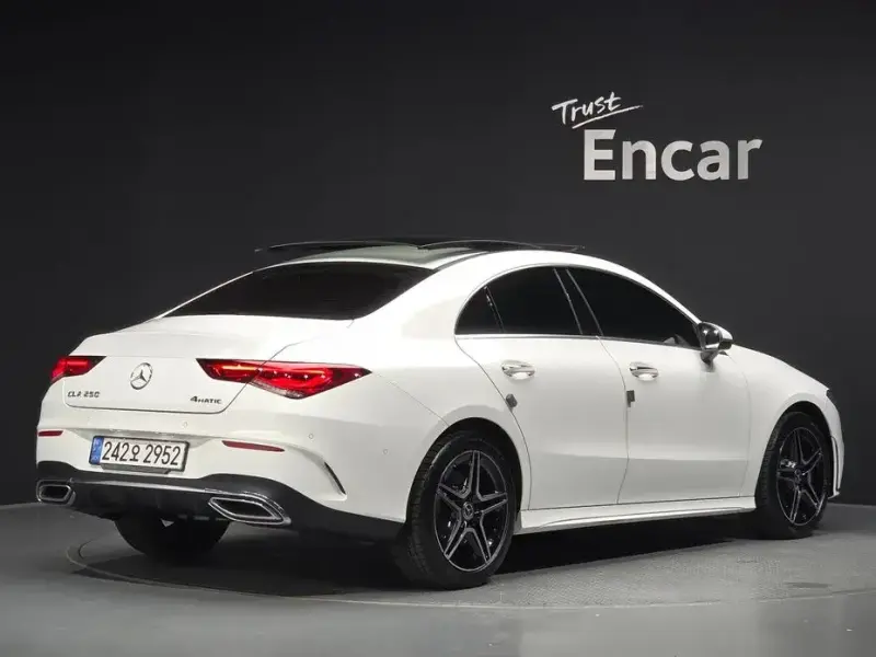 2022 Mercedes-Benz CLA с пробегом 18 982 км