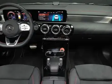 2022 Mercedes-Benz CLA с пробегом 18 982 км