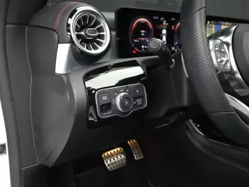 2022 Mercedes-Benz CLA с пробегом 18 982 км
