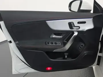 2021 Mercedes-Benz CLA с пробегом 24 541 км
