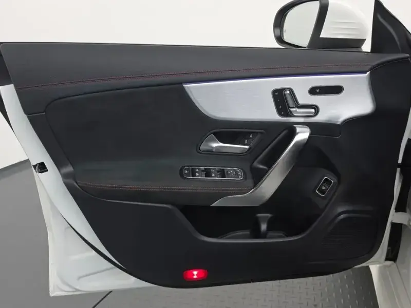 2021 Mercedes-Benz CLA с пробегом 24 541 км