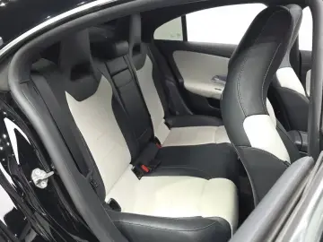 2022 Mercedes-Benz CLA с пробегом 51 596 км
