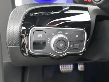 2022 Mercedes-Benz CLA с пробегом 51 596 км