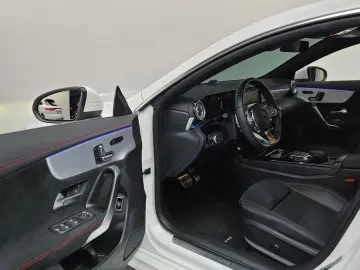 2023 Mercedes-Benz CLA с пробегом 2 429 км