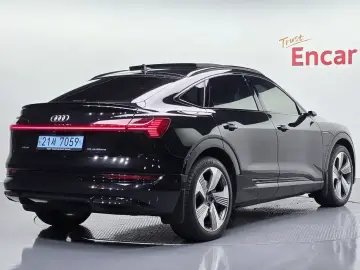 2021 Audi e-tron с пробегом 88 326 км