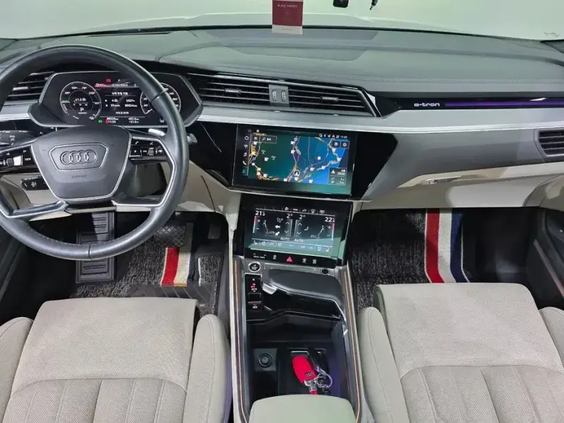 2021 Audi e-tron с пробегом 88 326 км