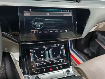 2021 Audi e-tron с пробегом 88 326 км