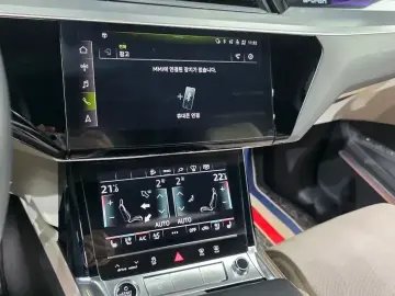 2021 Audi e-tron с пробегом 88 326 км