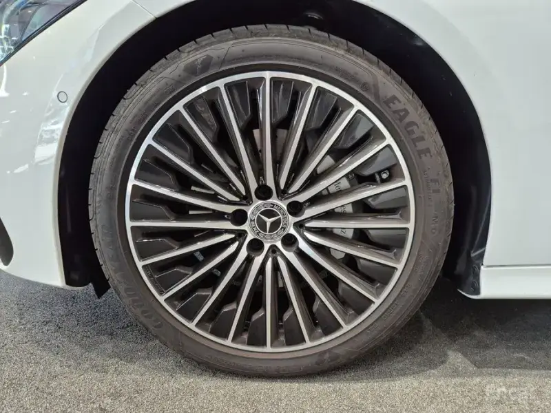 2026 Mercedes-Benz CLE с пробегом 1 025 км