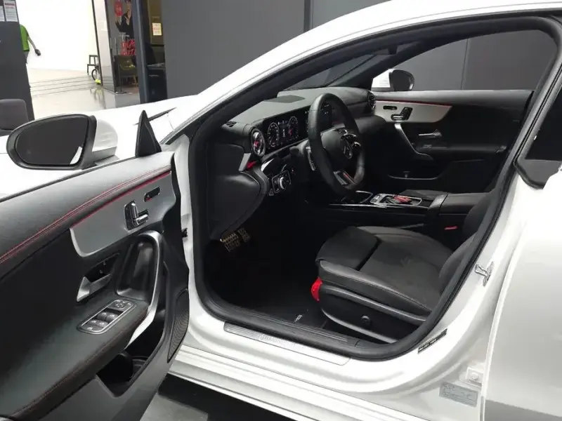 2025 Mercedes-Benz CLA с пробегом 23 813 км