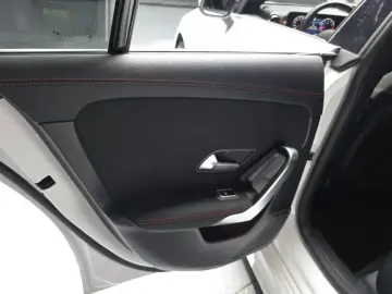2025 Mercedes-Benz CLA с пробегом 23 813 км