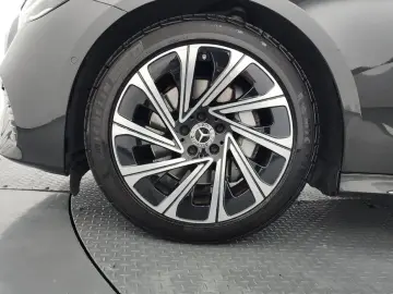 2024 Mercedes-Benz E-Класс с пробегом 46 609 км
