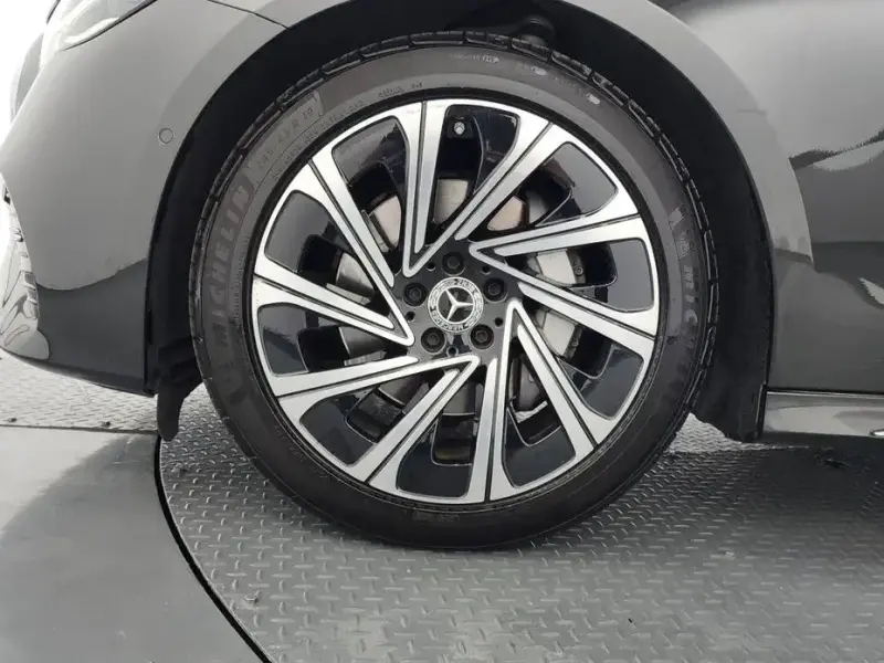 2024 Mercedes-Benz E-Класс с пробегом 46 609 км