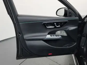 2024 Mercedes-Benz E-Класс с пробегом 46 609 км