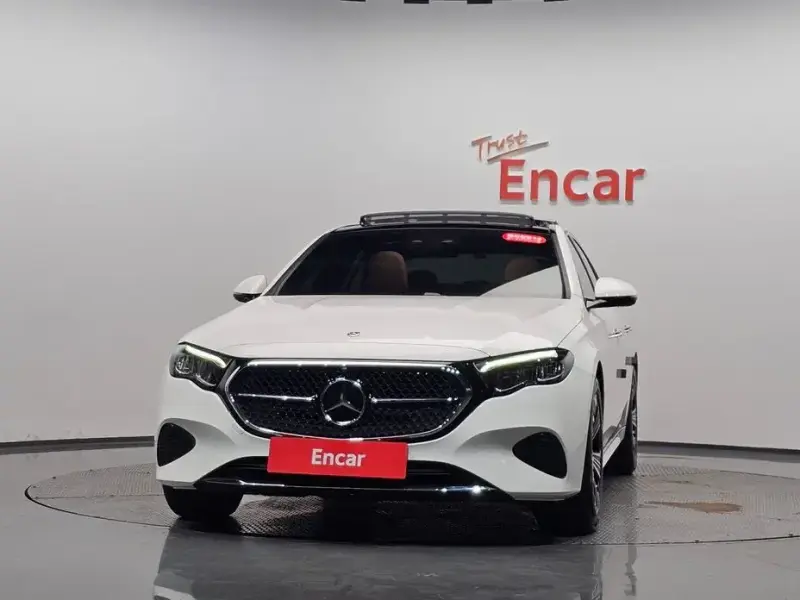2024 Mercedes-Benz E-Класс с пробегом 15 090 км
