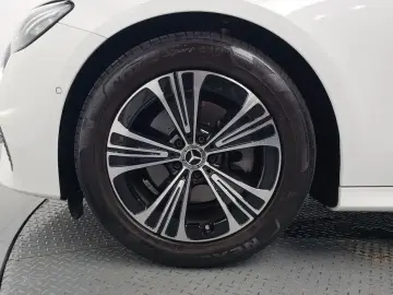 2024 Mercedes-Benz E-Класс с пробегом 15 090 км
