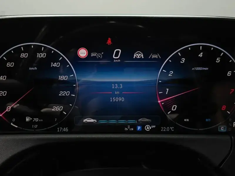 2024 Mercedes-Benz E-Класс с пробегом 15 090 км