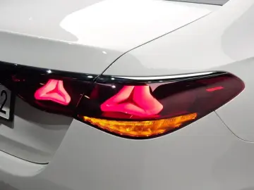 2024 Mercedes-Benz E-Класс с пробегом 15 090 км