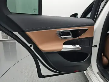 2024 Mercedes-Benz E-Класс с пробегом 15 090 км