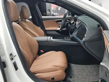 2024 Mercedes-Benz E-Класс с пробегом 15 090 км