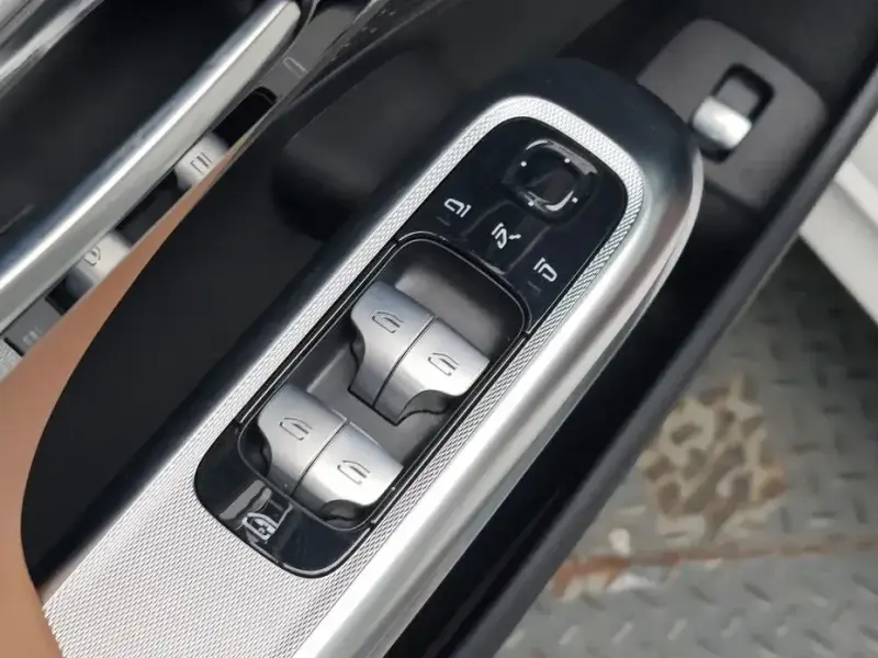 2024 Mercedes-Benz E-Класс с пробегом 15 090 км