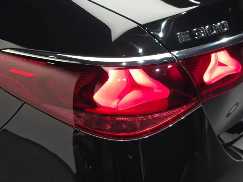 2024 Mercedes-Benz E-Класс с пробегом 59 929 км